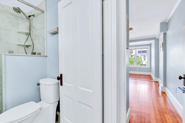 22 Bay View Avenue, Buzzards Bay, MA 02532