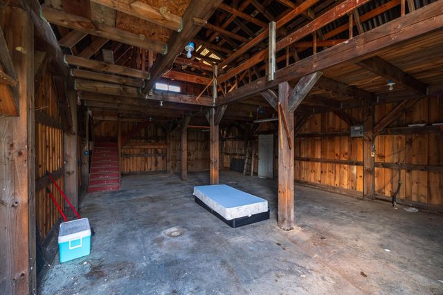 37462 Price Road, Logan, OH 43138