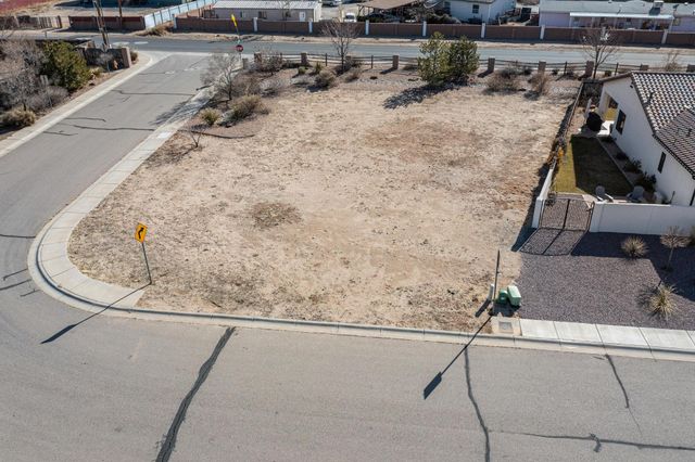 614 Kabrico Court NE, Albuquerque, NM 87113