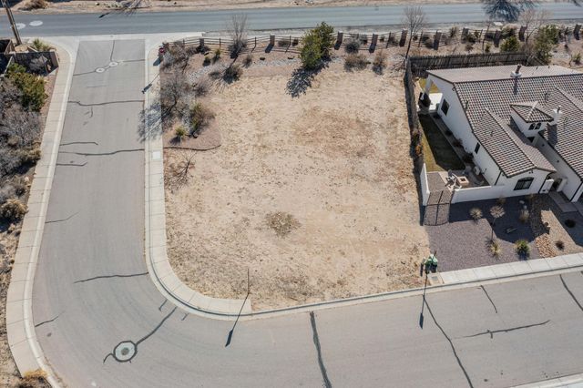 614 Kabrico Court NE, Albuquerque, NM 87113