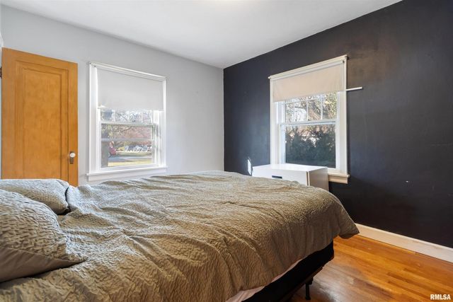 630 32ND Avenue, Rock Island, IL 61265