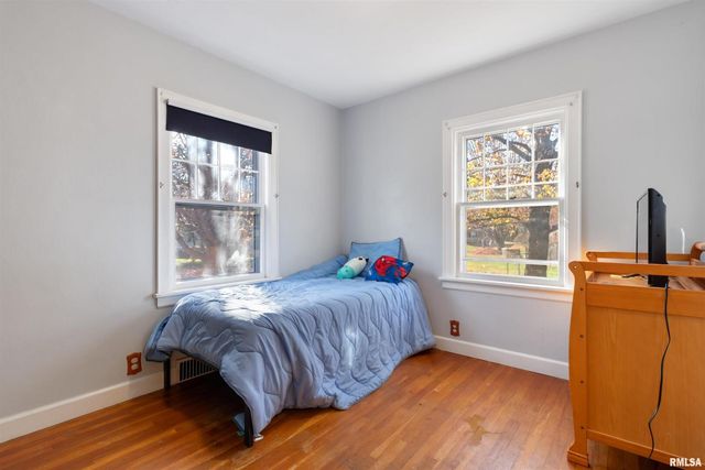 630 32ND Avenue, Rock Island, IL 61265