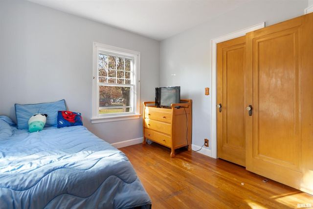 630 32ND Avenue, Rock Island, IL 61265