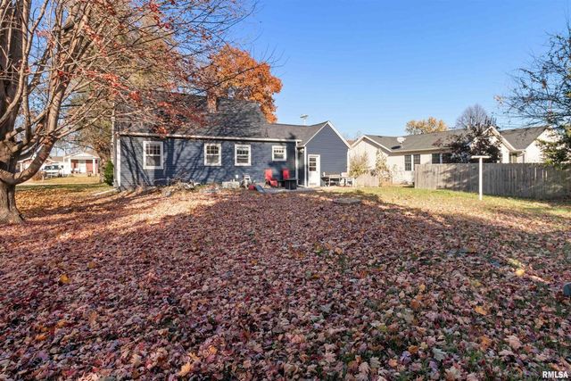 630 32ND Avenue, Rock Island, IL 61265