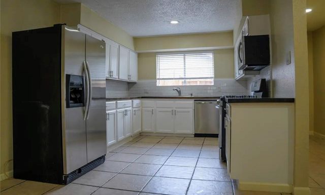 19526 Leaning Timbers Drive, Humble, TX 77346