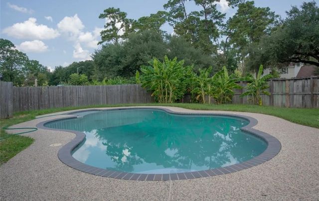 19526 Leaning Timbers Drive, Humble, TX 77346