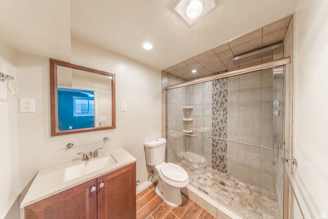 593 S 900 E, Layton, UT 84041