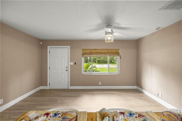 2021 NW 13th Avenue, Crystal River, FL 34428