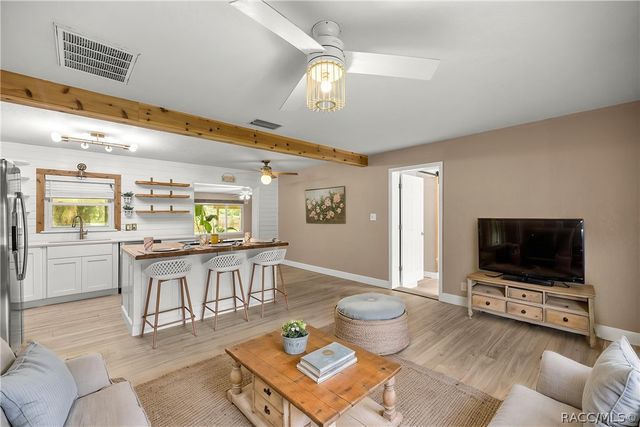 2021 NW 13th Avenue, Crystal River, FL 34428