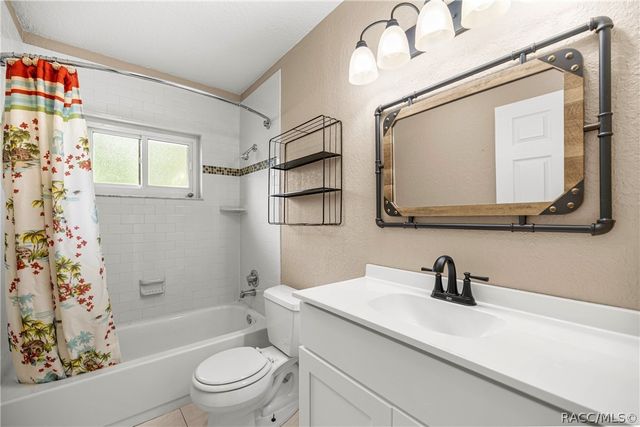 2021 NW 13th Avenue, Crystal River, FL 34428