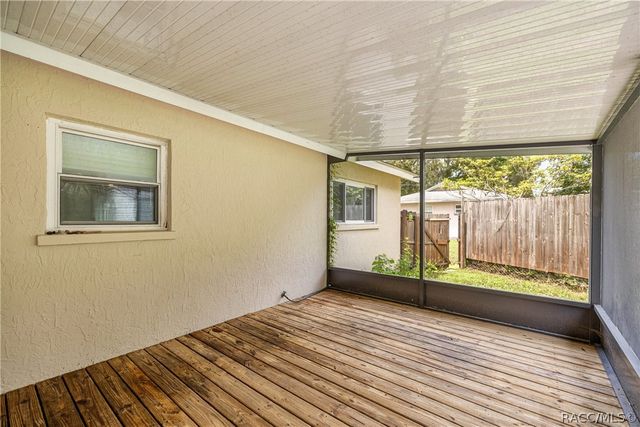 2021 NW 13th Avenue, Crystal River, FL 34428