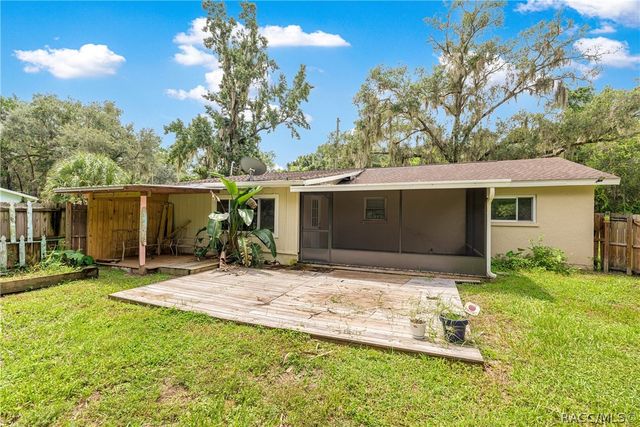 2021 NW 13th Avenue, Crystal River, FL 34428