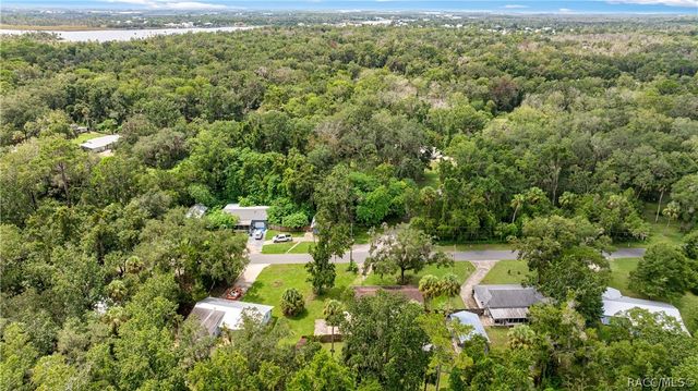 2021 NW 13th Avenue, Crystal River, FL 34428