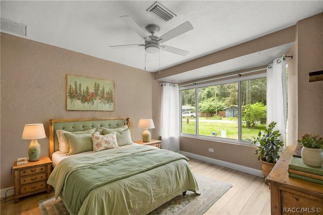 2021 NW 13th Avenue, Crystal River, FL 34428