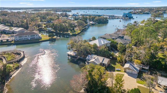 2021 NW 13th Avenue, Crystal River, FL 34428