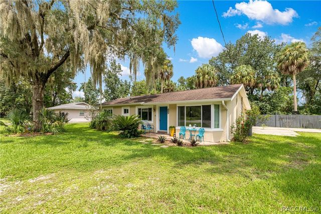 2021 NW 13th Avenue, Crystal River, FL 34428