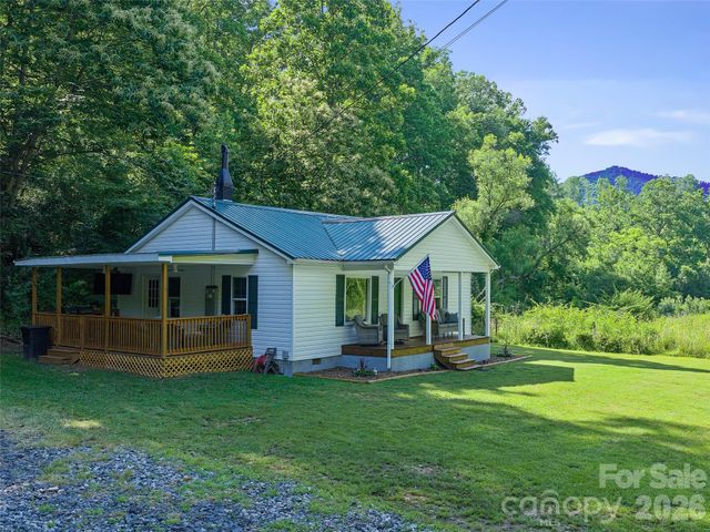 232 Langford Branch Road, Burnsville, NC 28714