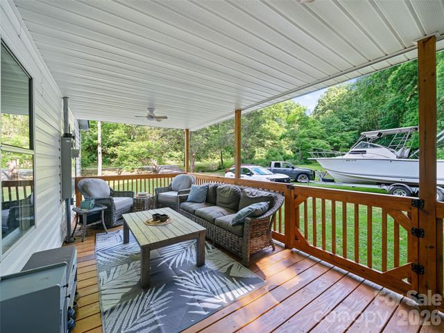 232 Langford Branch Road, Burnsville, NC 28714