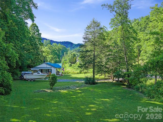 232 Langford Branch Road, Burnsville, NC 28714
