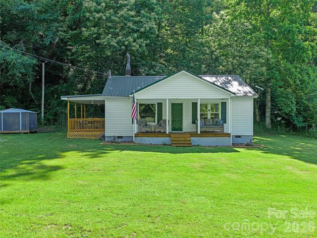 232 Langford Branch Road, Burnsville, NC 28714