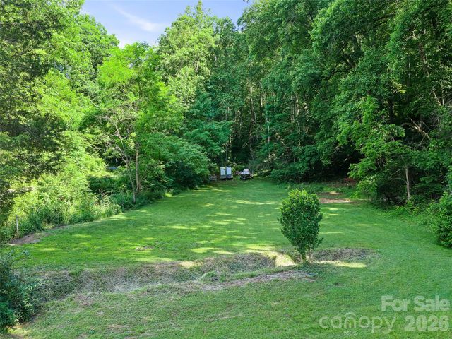 232 Langford Branch Road, Burnsville, NC 28714