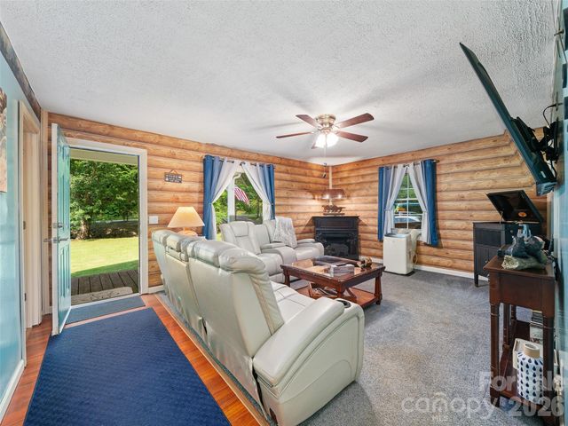 232 Langford Branch Road, Burnsville, NC 28714