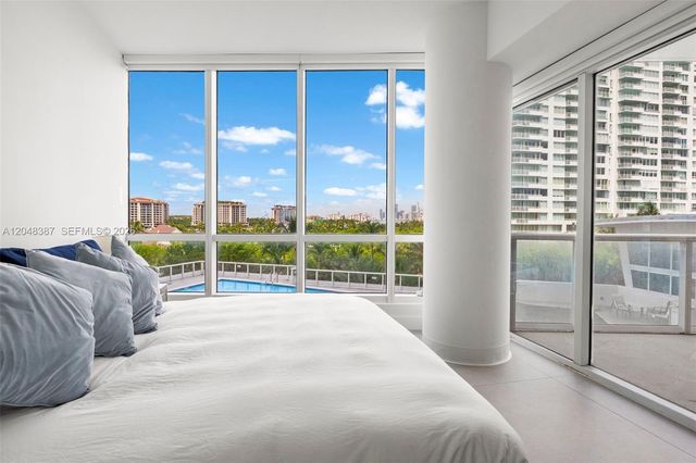 100 S Pointe Dr 501, Miami Beach, FL 33139