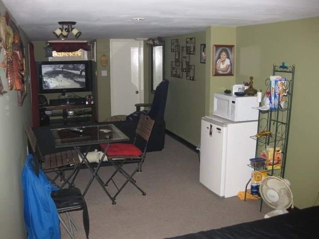 89 Newbury St, Dracut, MA 01826