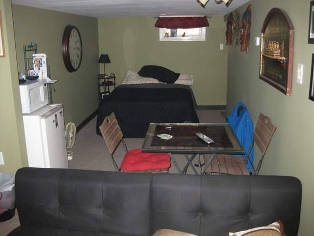 89 Newbury St, Dracut, MA 01826