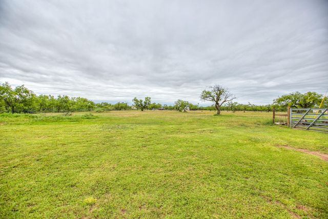 11254 Mount Nebo Road, San Angelo, TX 76901