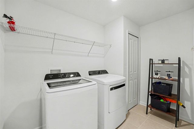 5023 BARNET DRIVE, Davenport, FL 33837