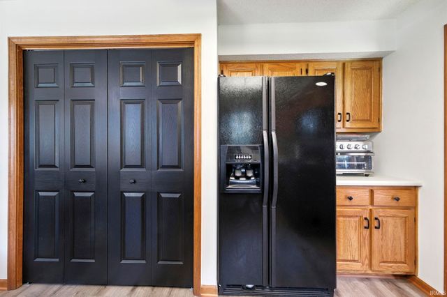 9708 Pioneer Trail, Leo, IN 46765