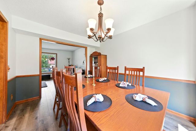 9708 Pioneer Trail, Leo, IN 46765