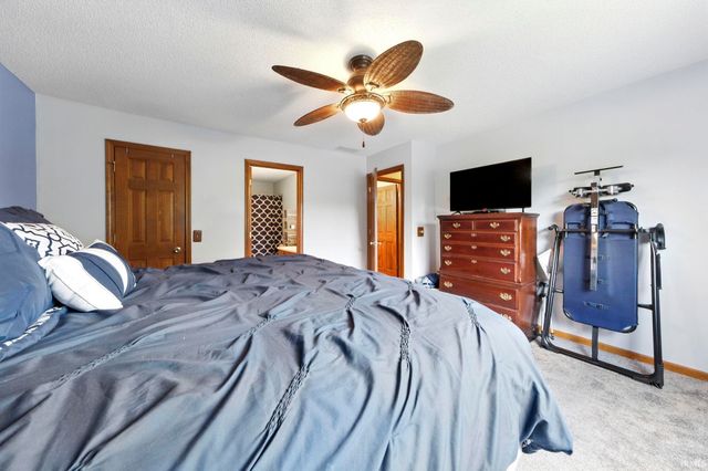 9708 Pioneer Trail, Leo, IN 46765