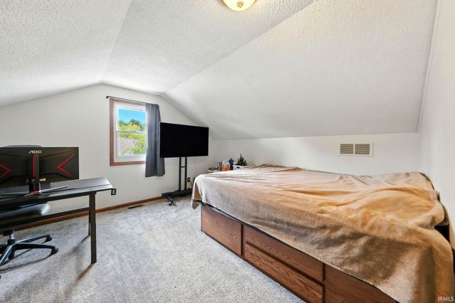 9708 Pioneer Trail, Leo, IN 46765