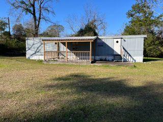 109 Ellis St, Leesville, LA 71446
