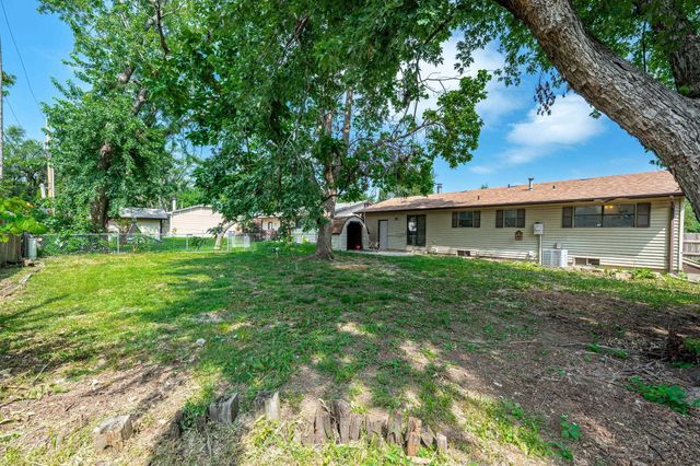 5315 W Robinson St, Wichita, KS 67212