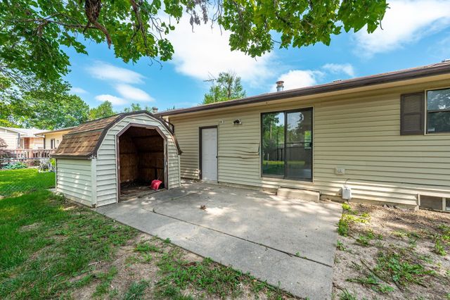 5315 W Robinson St, Wichita, KS 67212