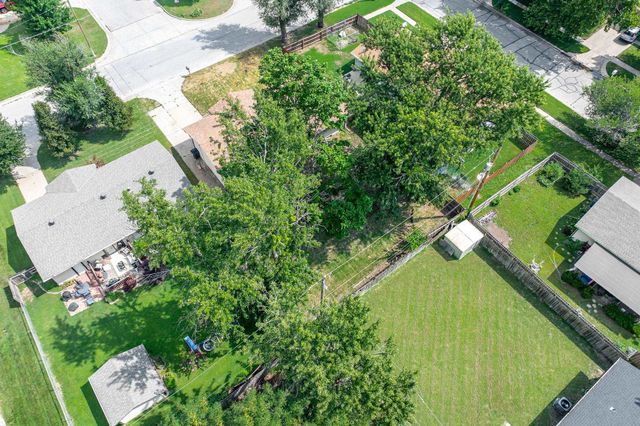 5315 W Robinson St, Wichita, KS 67212