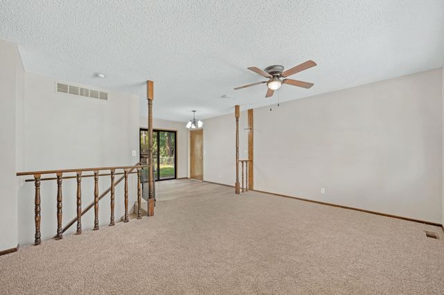 5315 W Robinson St, Wichita, KS 67212