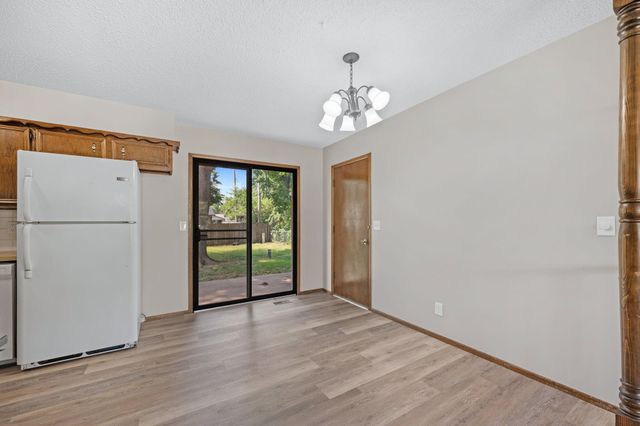 5315 W Robinson St, Wichita, KS 67212