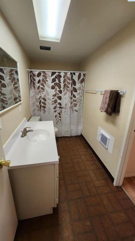 805 NW Clifford, Pullman, WA 99163