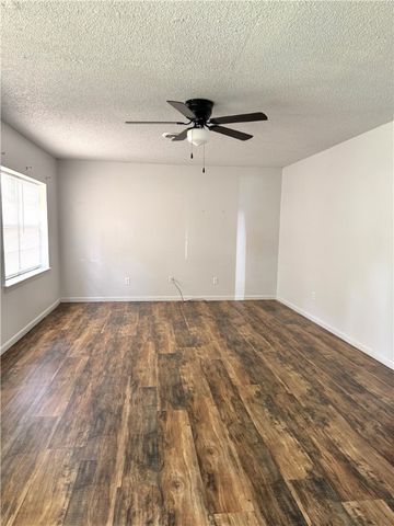 29 5th Avenue, Dardanelle, AR 72834