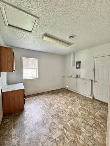 29 5th Avenue, Dardanelle, AR 72834