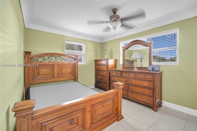 2825 SW 5th St, Fort Lauderdale, FL 33312