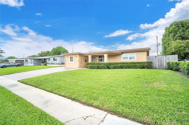 2825 SW 5th St, Fort Lauderdale, FL 33312