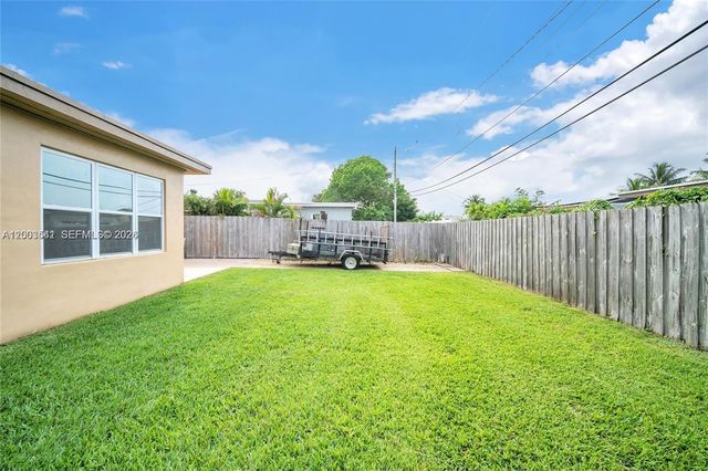 2825 SW 5th St, Fort Lauderdale, FL 33312