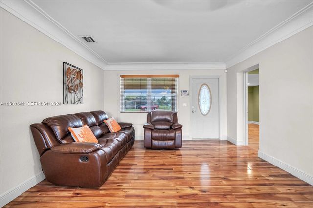 2825 SW 5th St, Fort Lauderdale, FL 33312