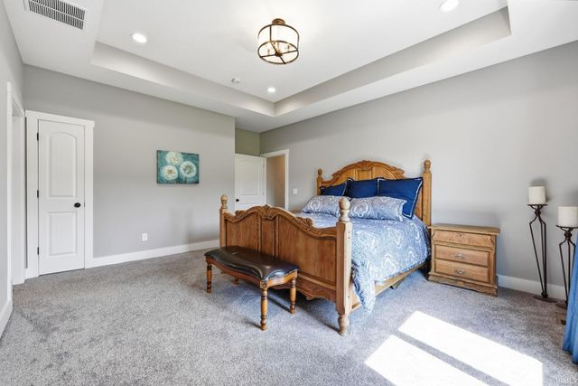 5990 Menza Drive, Auburn, IN 46706