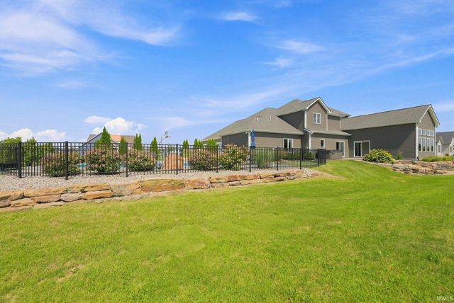 5990 Menza Drive, Auburn, IN 46706